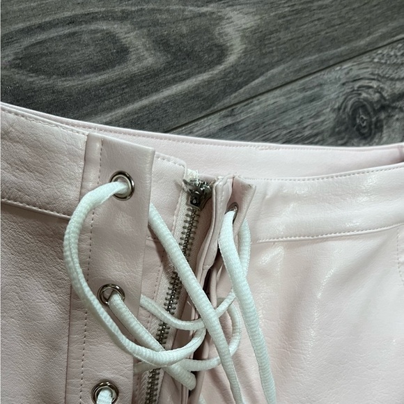 Dead Dolls blossom whimsigoth pink detachable chain goth joggers pants shorts XL - Picture 13 of 14